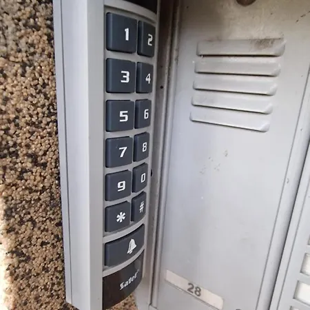 Max Parter, Free Parking Apartamento *