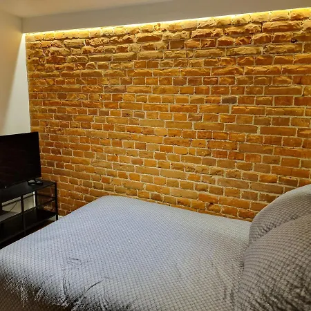 Max Parter, Free Parking Apartment Lublin