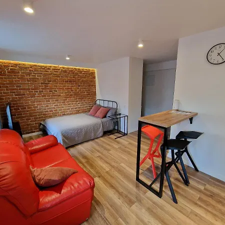 Max Parter, Free Parking