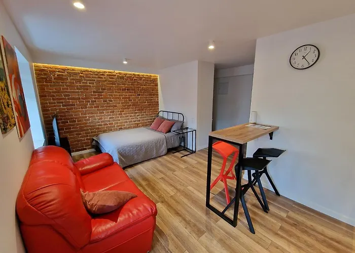 Max Parter, Free Parking